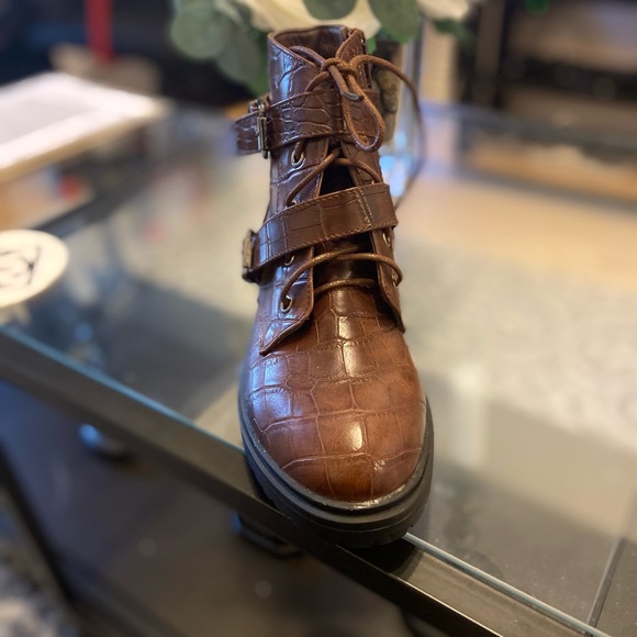 Bottines - Picture 2 of 3